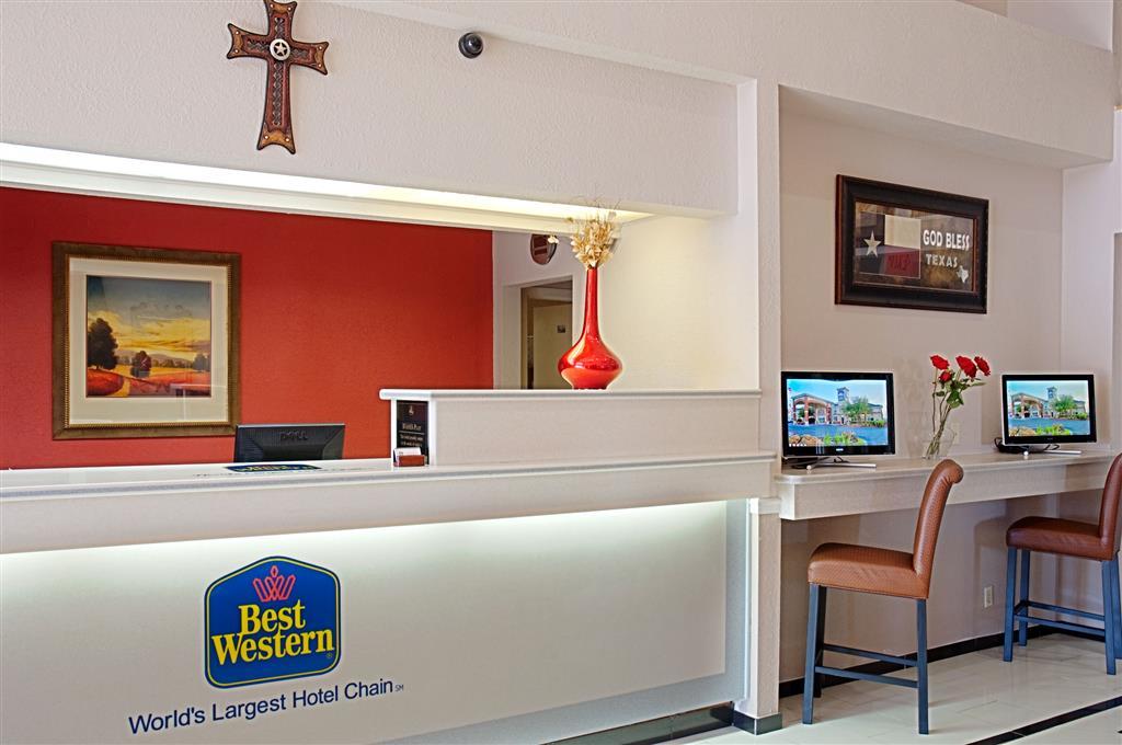 Best Windsor Inn Lubbock Interior photo